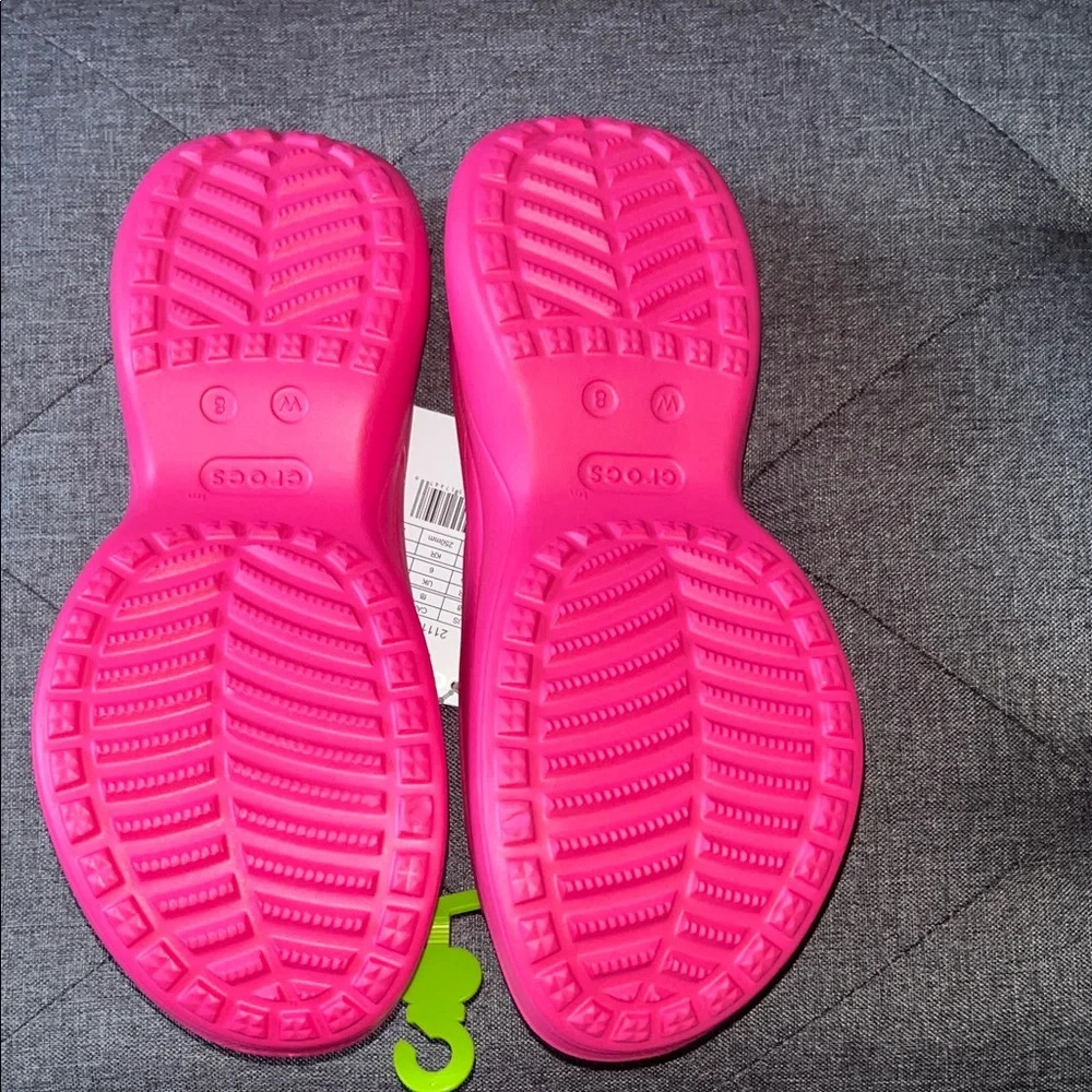 CROCS Women's Vibrant Pink Sandals - Picture 5 of 8